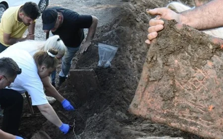 Kepçe takıldı, bir anda ortaya çıktı: Belgeselgibi seyrediyoruz, ne çıkacağını merak ediyoruz